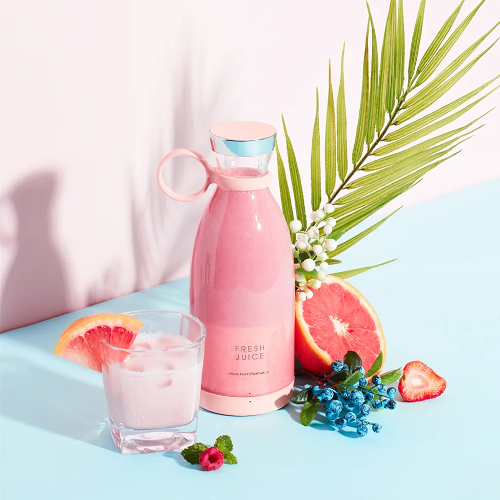 Mini frullatore USB portatile con smoothie nella bottiglia da 350 ml