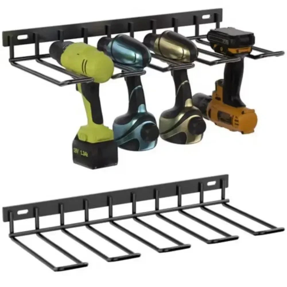 Werkzeug-Wandhalter mit Geräten an der Garagenwand